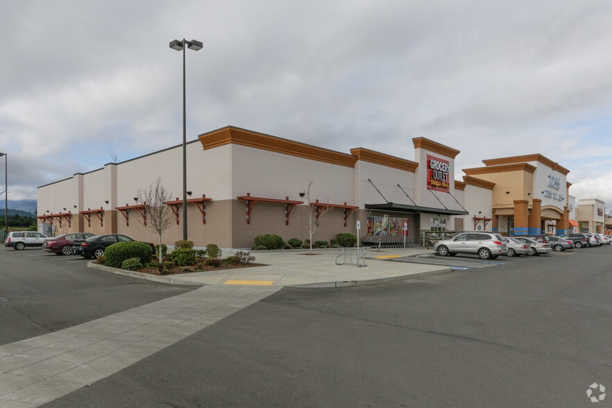 W WASHINGTON St, Sequim, WA for lease - Building Photo - Image 2 of 3