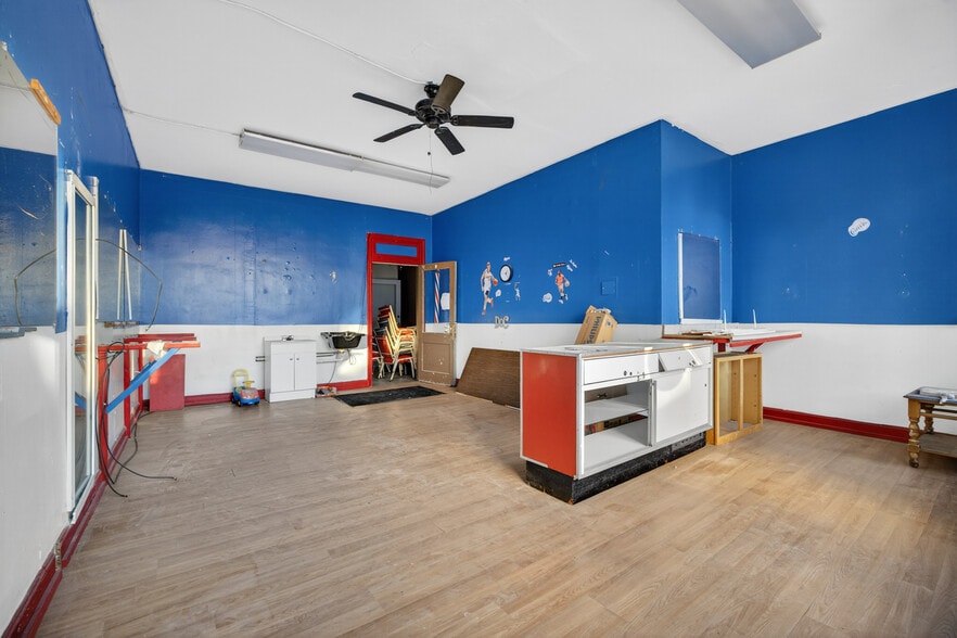 42-58 Bank St, Waterbury, Ct, Waterbury, CT for sale - Interior Photo - Image 2 of 45