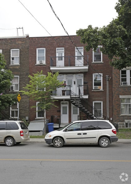 3337 Rue De Verdun, Verdun, QC à vendre - Photo du bâtiment - Image 2 de 2