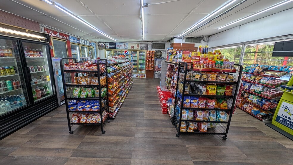 5609 N Hills St, Meridian, MS for sale - Building Photo - Image 3 of 6