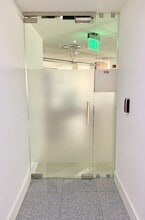 2100 Ponce De Leon Blvd, Coral Gables, FL for lease Interior Photo- Image 1 of 14