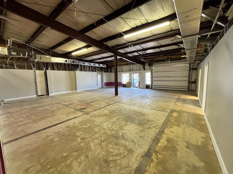 103-107 Lewis St, Fort Walton Beach, FL à louer - Photo intérieure - Image 3 de 11