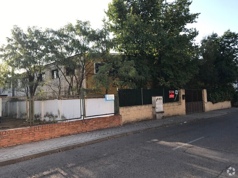 Pasaje Ana María Valle, 10, Arganda del Rey, Madrid à vendre - Photo du bâtiment - Image 3 de 13