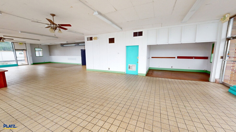 Ellsworth Rd portfolio of 2 properties for sale on LoopNet.ca - Interior Photo - Image 3 of 22