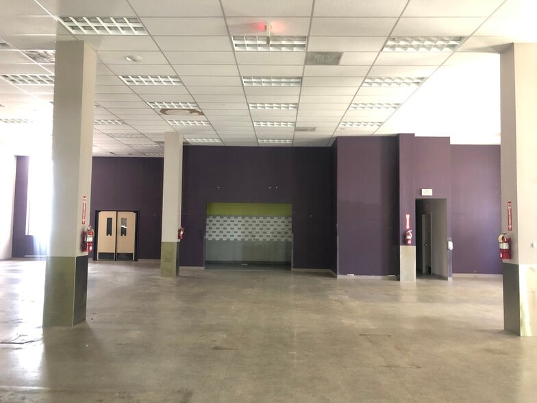 8412 Georgia Ave, Silver Spring, MD à vendre - Photo intérieure - Image 2 de 3