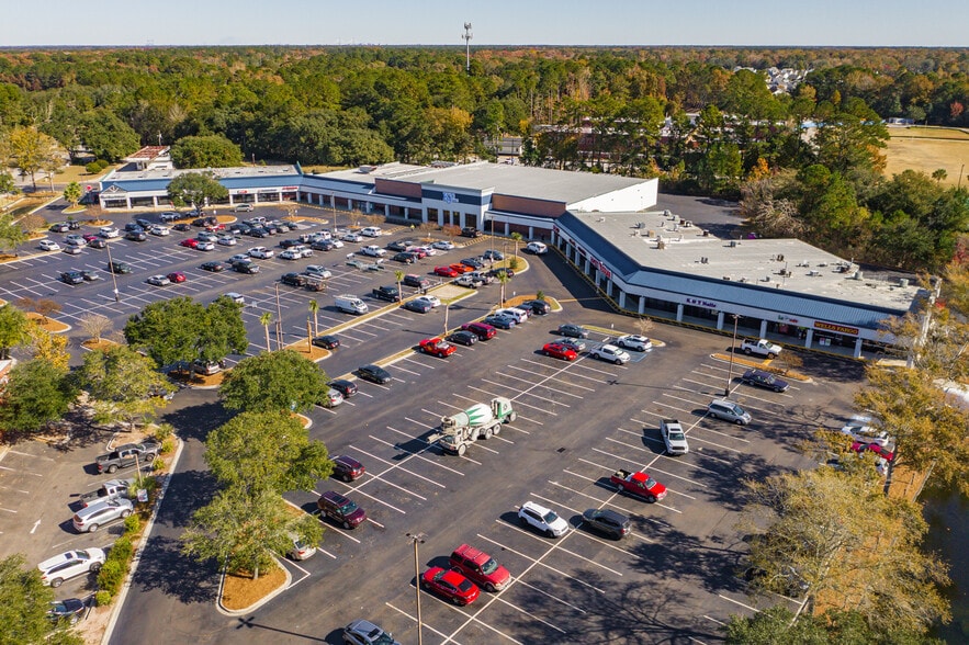 3575 Maybank Hwy, Johns Island, SC à louer - Photo du bâtiment - Image 2 de 6