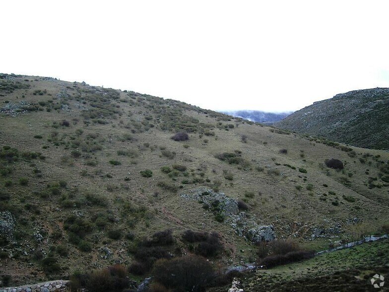 Terrain dans Peguerinos, Ávila à vendre - Photo du bâtiment - Image 2 de 8