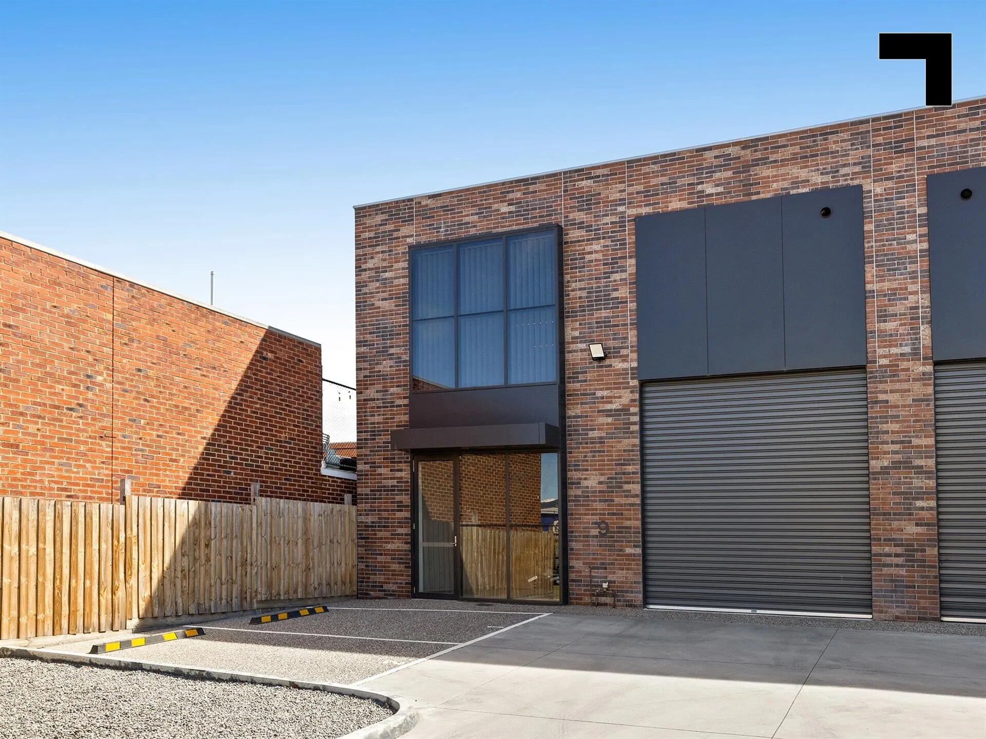 9 Ambrose Ave, Cheltenham for sale Primary Photo- Image 1 of 2