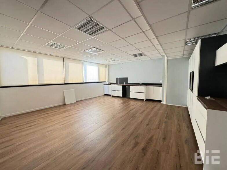 Bureau dans Mérignac à louer - Photo intérieure - Image 3 de 7