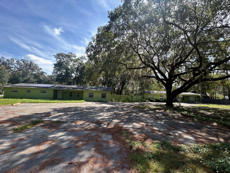 4127 NW 34th St, Gainesville, FL à vendre - Photo du bâtiment - Image 2 de 6