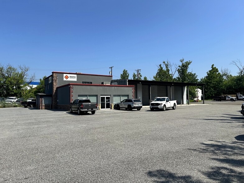 7900 Pulaski Hwy, Rosedale, MD à louer - Photo du bâtiment - Image 1 de 24