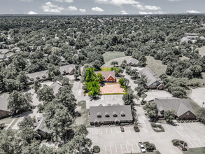 1900 E 15th St, Edmond, OK - Aérien  Vue de la carte - Image1