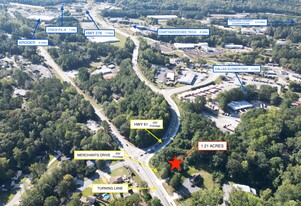 1.21 Acre Commercial Lot on Signaled Corner - Services immobiliers commerciaux