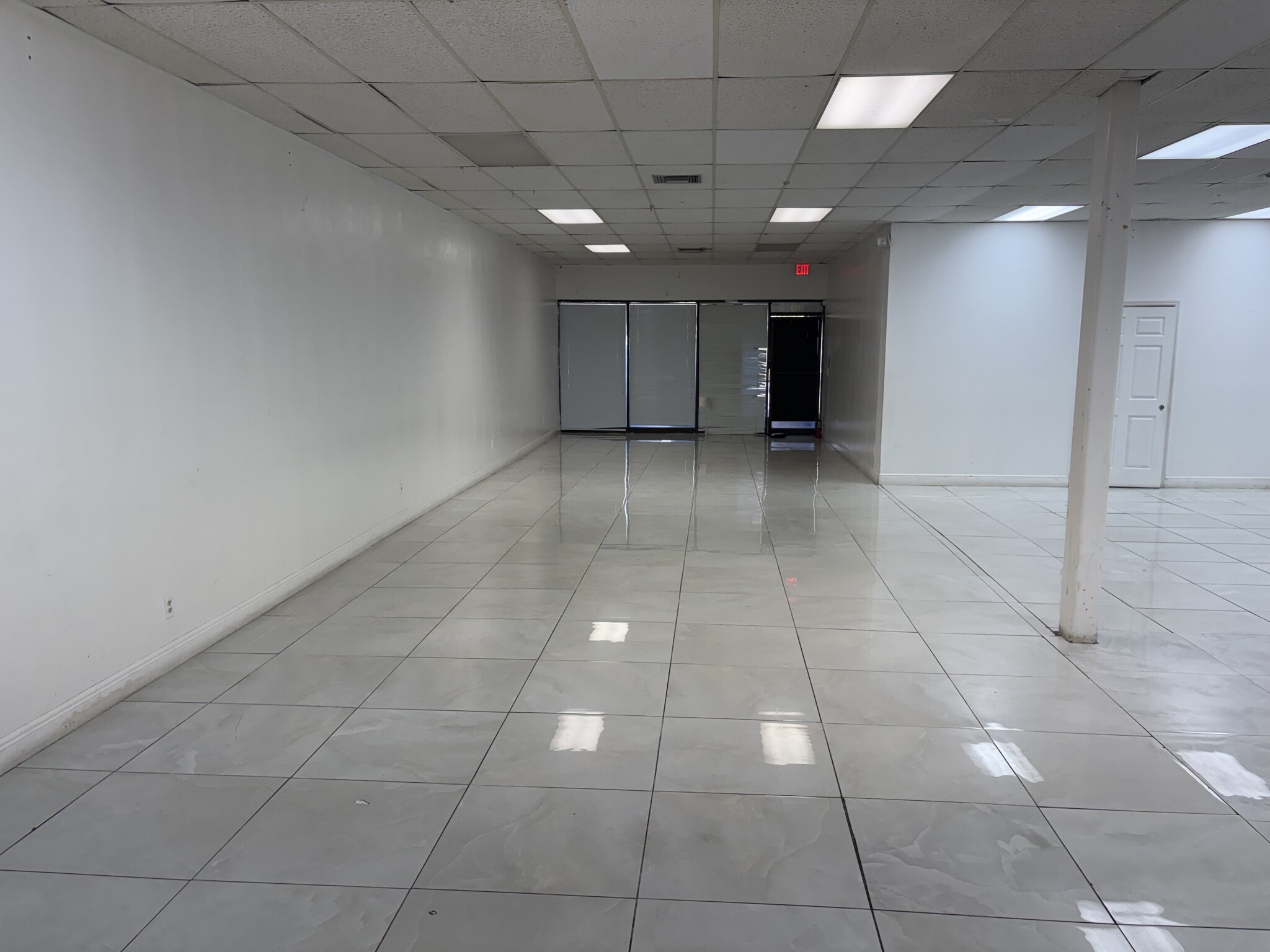 1602-1626 S Cypress Rd, Pompano Beach, FL for lease Interior Photo- Image 1 of 9