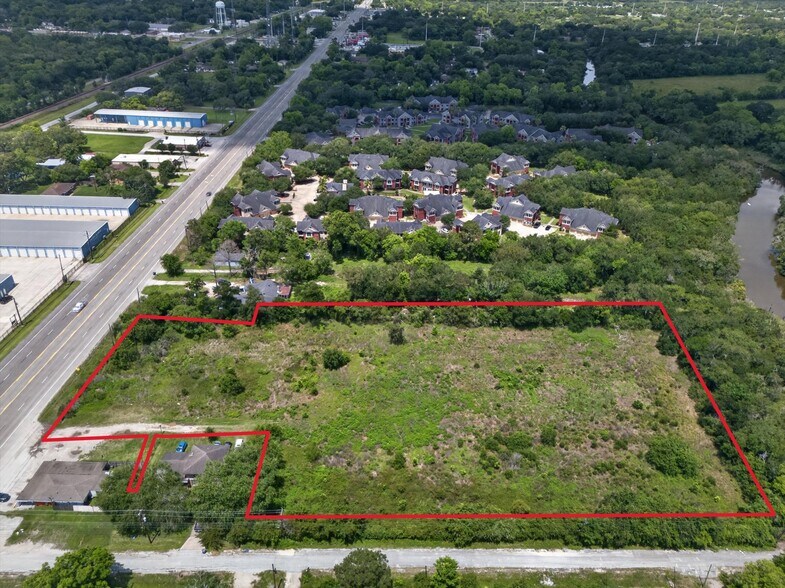7204 Highway 6, Hitchcock, TX à vendre - Photo du bâtiment - Image 3 de 12