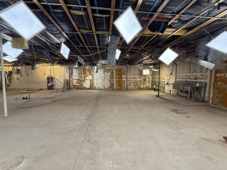 849 Nevada Way, Boulder City, NV à vendre - Photo du bâtiment - Image 3 de 4