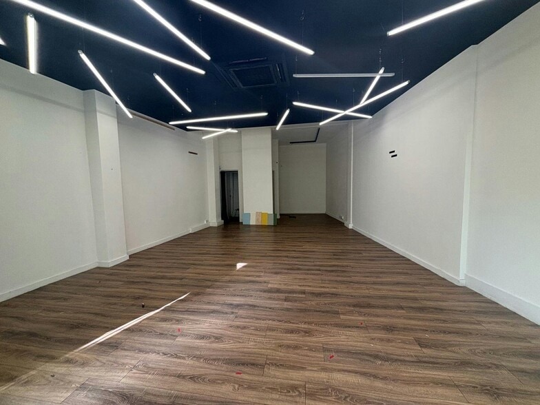15-16 Brighton Pl, Brighton for lease - Building Photo - Image 3 of 8