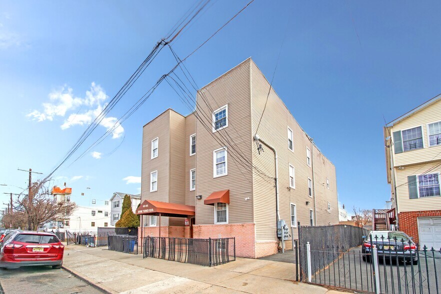 493-495 Irvine Turner Blvd, Newark, NJ à vendre - Photo du bâtiment - Image 2 de 6