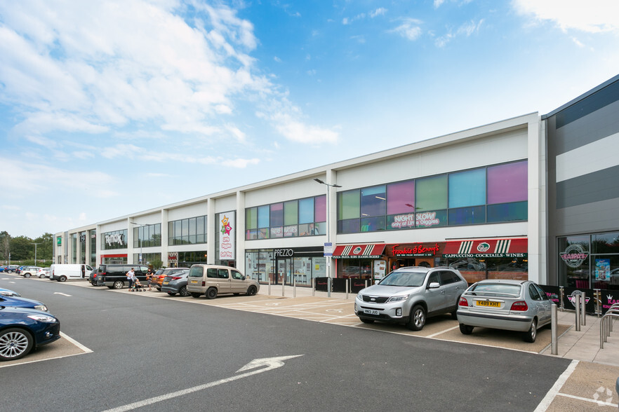 Link Rd, Yate for lease - Primary Photo - Image 1 of 2