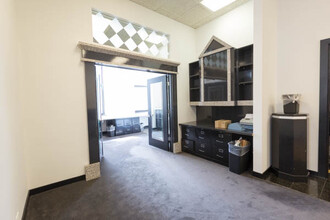 70 W Hubbard St, Chicago, IL for lease Interior Photo- Image 2 of 9