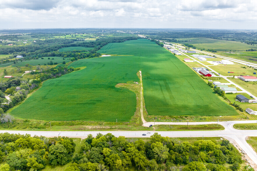 I-80 & Highway 169, De Soto, IA à vendre - Photo du bâtiment - Image 1 de 12