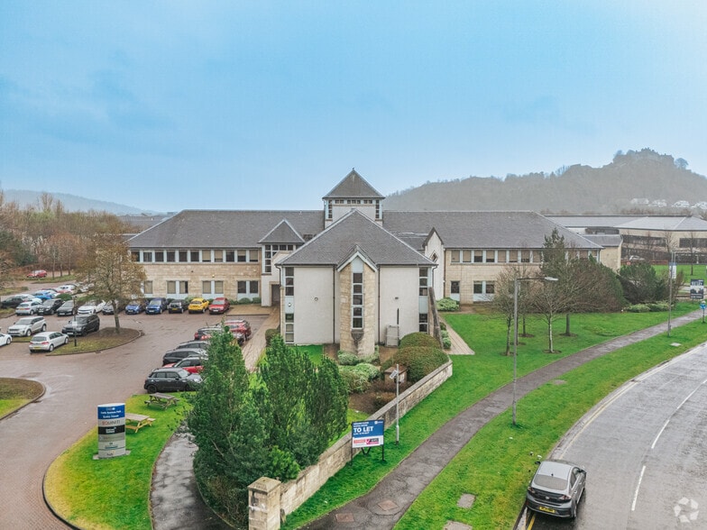 Greenwell Rd, Stirling for lease - Primary Photo - Image 1 of 2