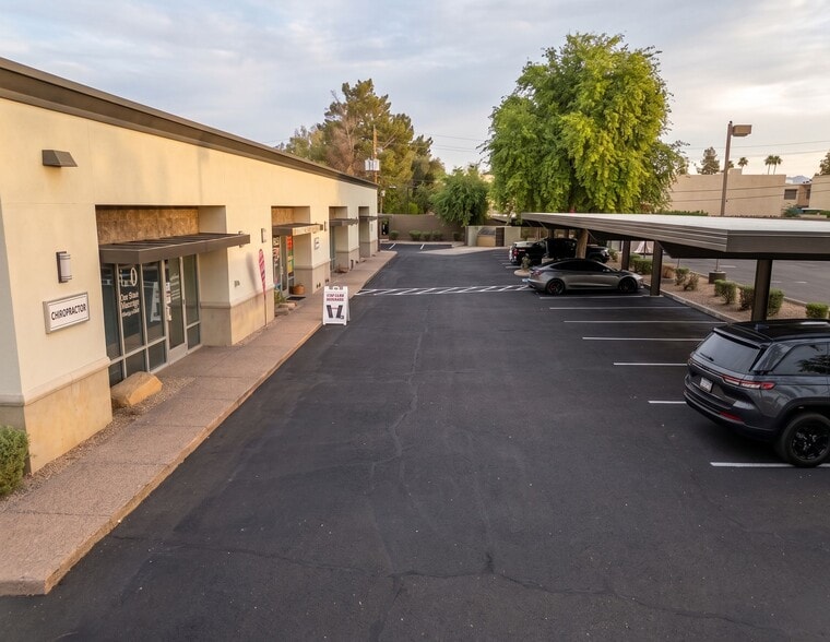 8040 E Indian School Rd, Scottsdale, AZ for sale - Building Photo - Image 2 of 8