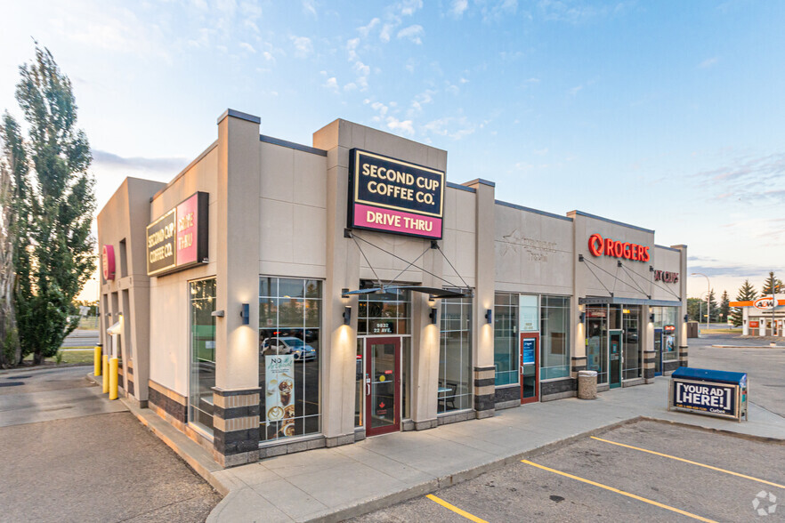 9832 22nd Ave NW, Edmonton, AB for lease - Primary Photo - Image 1 of 4