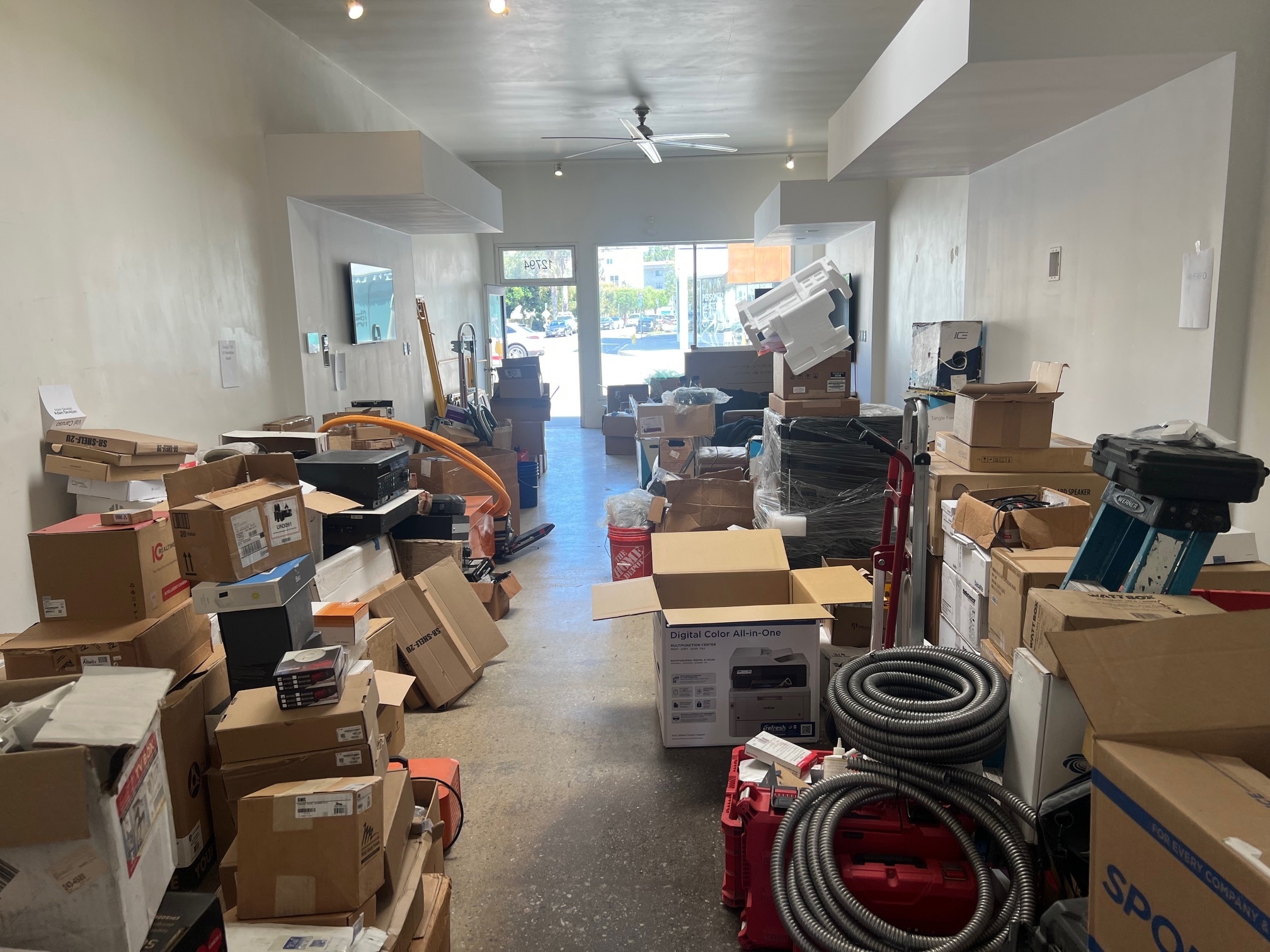 12794 W Washington Blvd, Los Angeles, CA for lease Interior Photo- Image 1 of 2