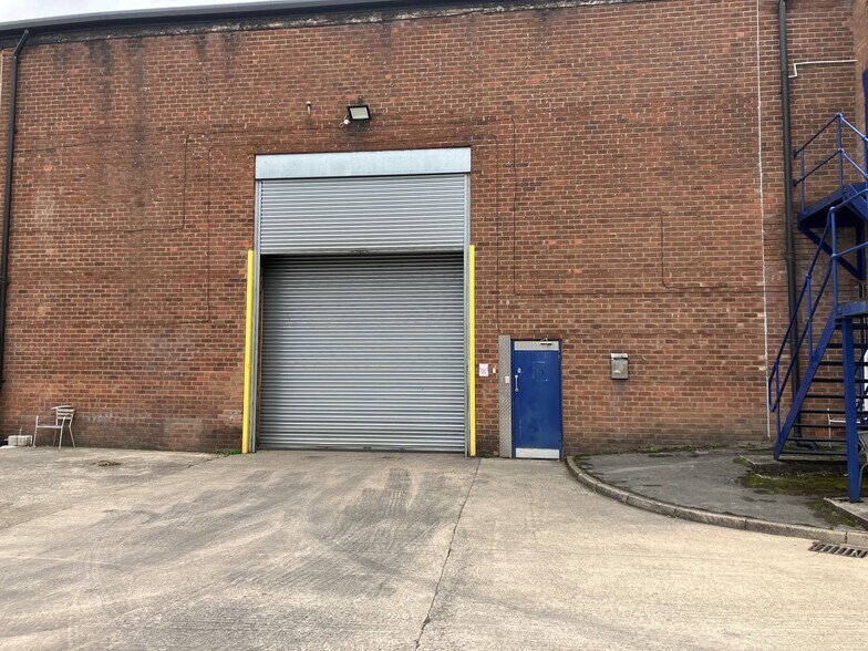 Stockport Rd E, Stockport for lease - Building Photo - Image 2 of 4