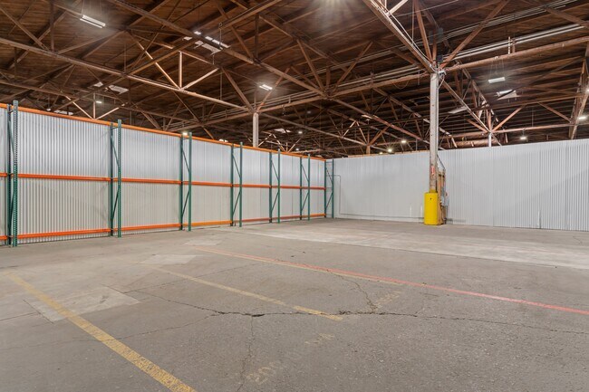 Plus de détails pour 205 E Alma Ave, San Jose, CA - Local d'activités, Industriel à louer
