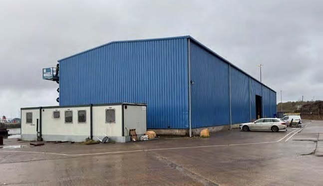 Stalbridge Warehouse, Dock Port Of Garston Av, Liverpool for lease - Building Photo - Image 3 of 5