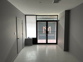 1390 Coney Island Ave, Brooklyn, NY à louer Photo du bâtiment- Image 2 de 11