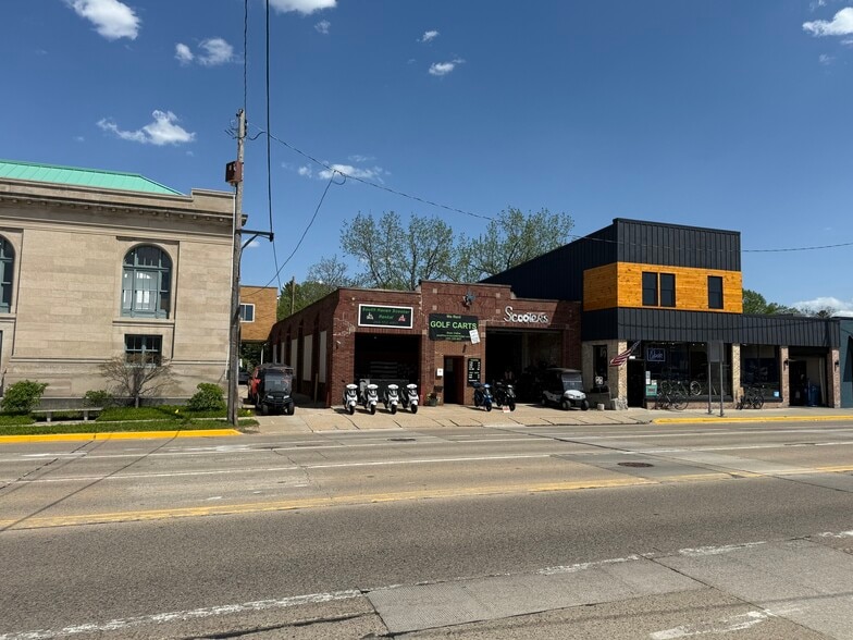 311 Broadway St, South Haven, MI for sale - Building Photo - Image 3 of 16