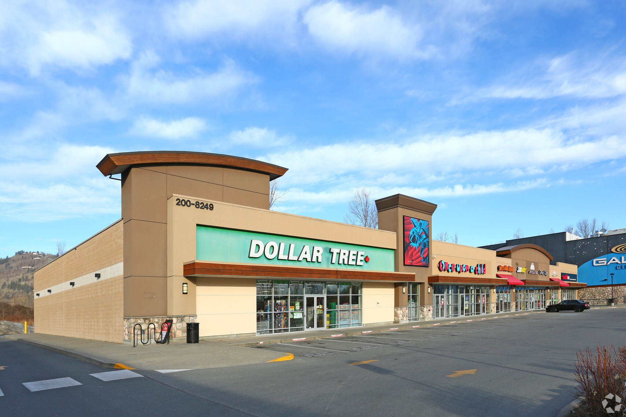 8249 Eagle Landing Pky, Chilliwack, BC à vendre Photo principale- Image 1 de 1