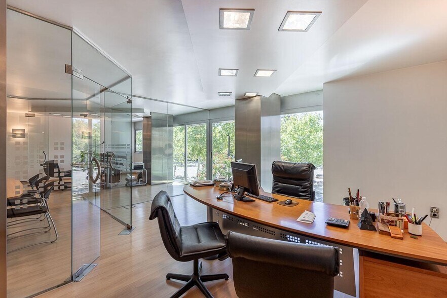 Plaza de Carretas, 5, Granada, Granada for sale - Building Photo - Image 3 of 30