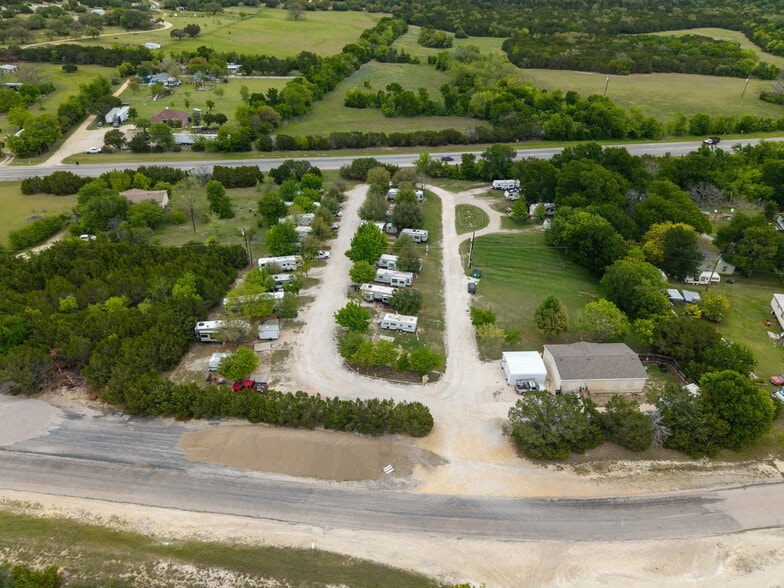 8666 Nolan Loop, Belton, TX à vendre - Photo du bâtiment - Image 3 de 12