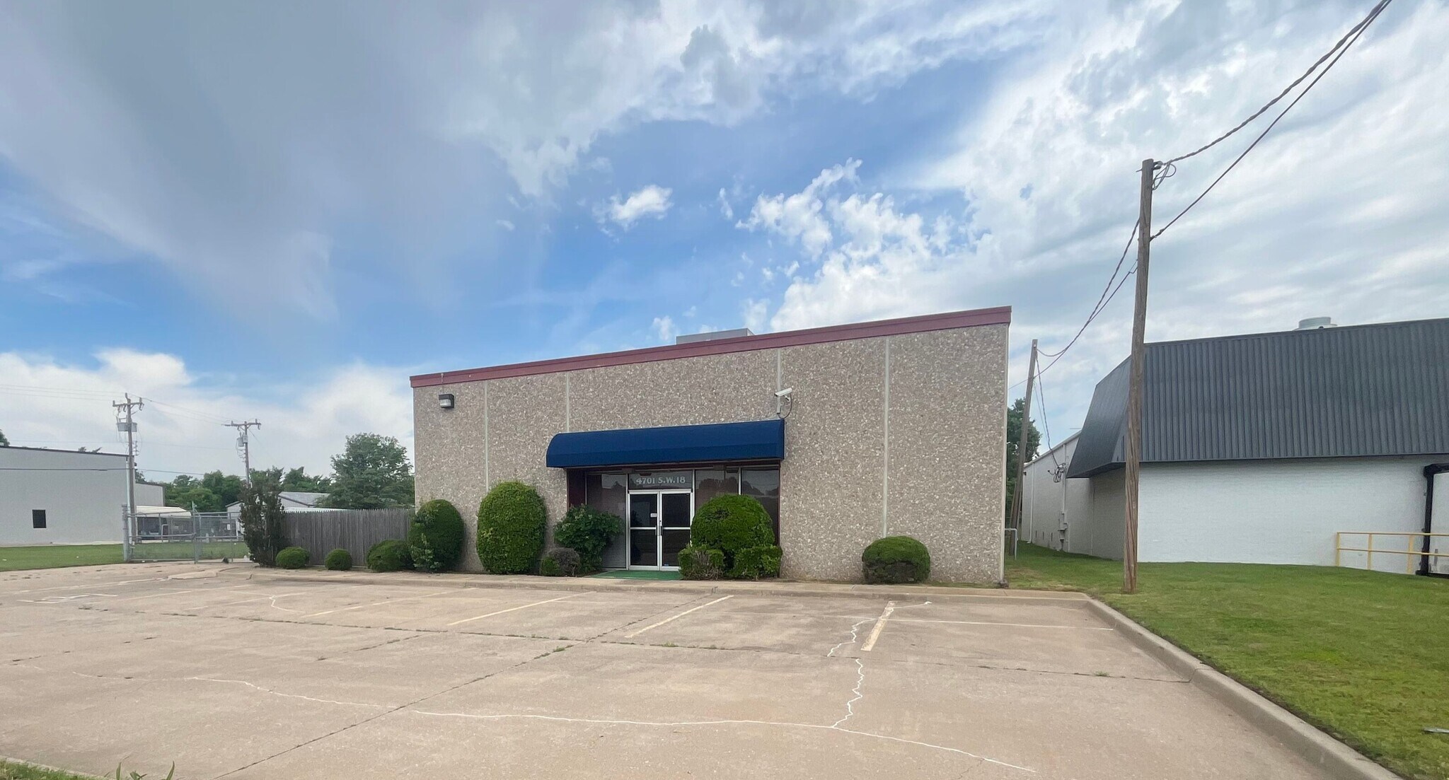 4701 SW 18th St, Oklahoma City, OK for lease Building Photo- Image 1 of 7