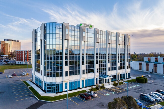 Plus de détails pour 3400 Boul Du Souvenir, Laval, QC - Bureau à louer