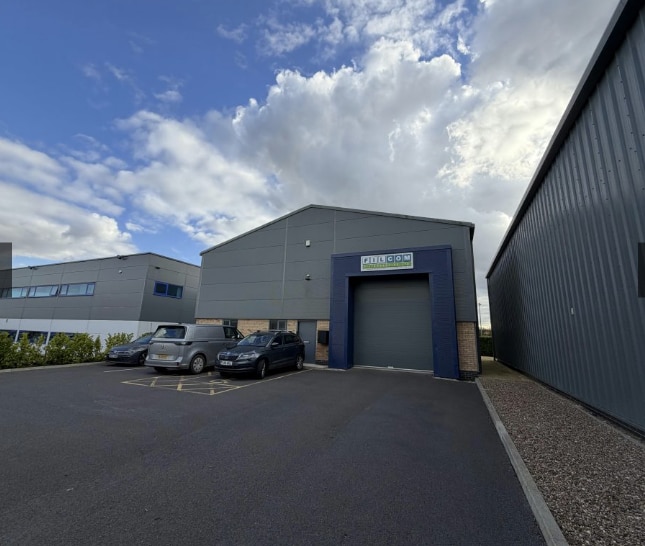 16 Sadler Ct, Lincoln for lease Primary Photo- Image 1 of 3