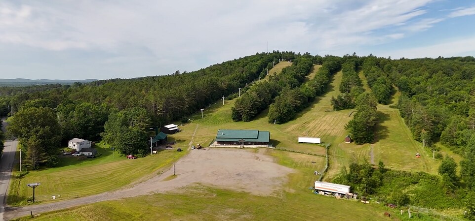 441 Newburgh Rd, Hermon, ME à vendre Photo du bâtiment- Image 1 de 20