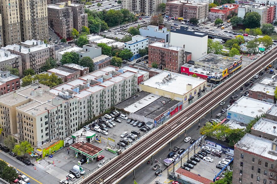 1712 Jerome Ave, Bronx, NY for lease - Aerial - Image 2 of 3