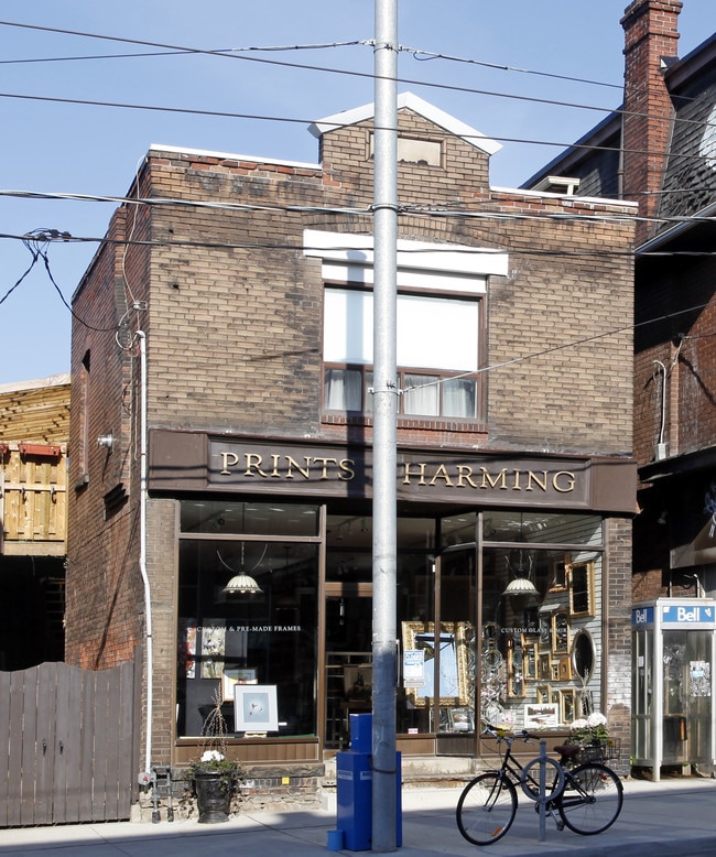 Plus de détails pour 406 Roncesvalles Ave, Toronto, ON - Commerce de détail à louer