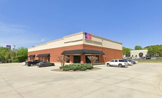 Plus de détails pour 109 Cahaba Valley Pky, Pelham, AL - Bureau/Commerce de détail à louer