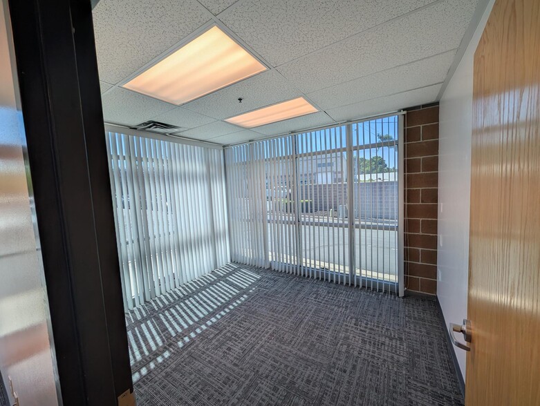 318 W Quail Trax Pl, Salt Lake City, UT for lease - Building Photo - Image 2 of 6