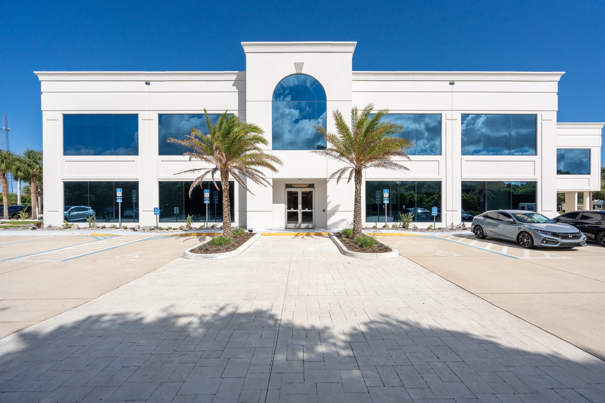 1200 Plantation Island Dr, Saint Augustine, FL for lease Interior Photo- Image 1 of 4