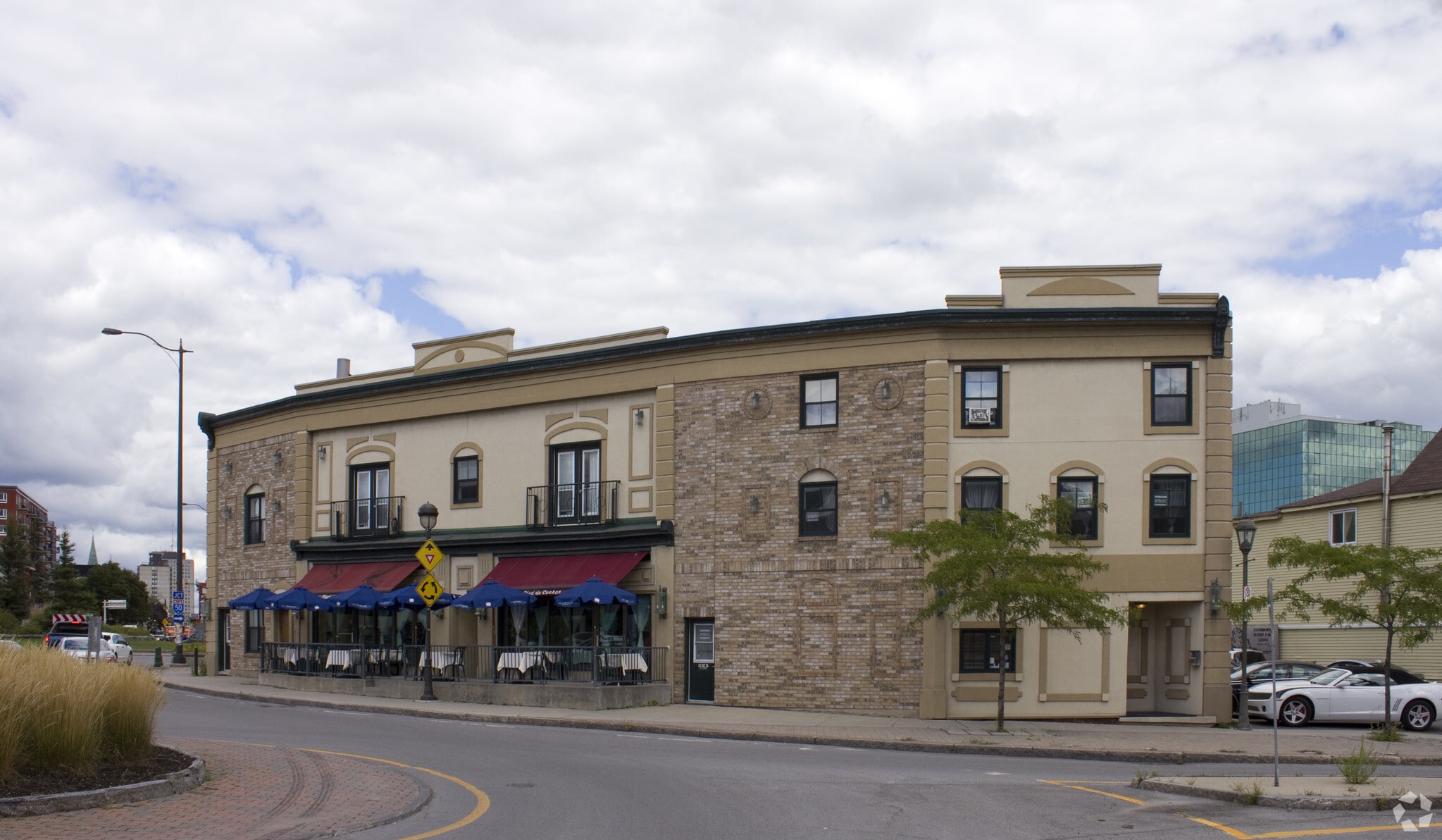 242-248 Rue Montcalm, Gatineau, QC for sale Building Photo- Image 1 of 11