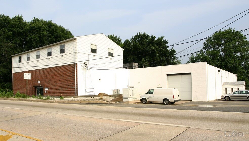 1 Hook Rd, Sharon Hill, PA à vendre - Photo principale - Image 1 de 1