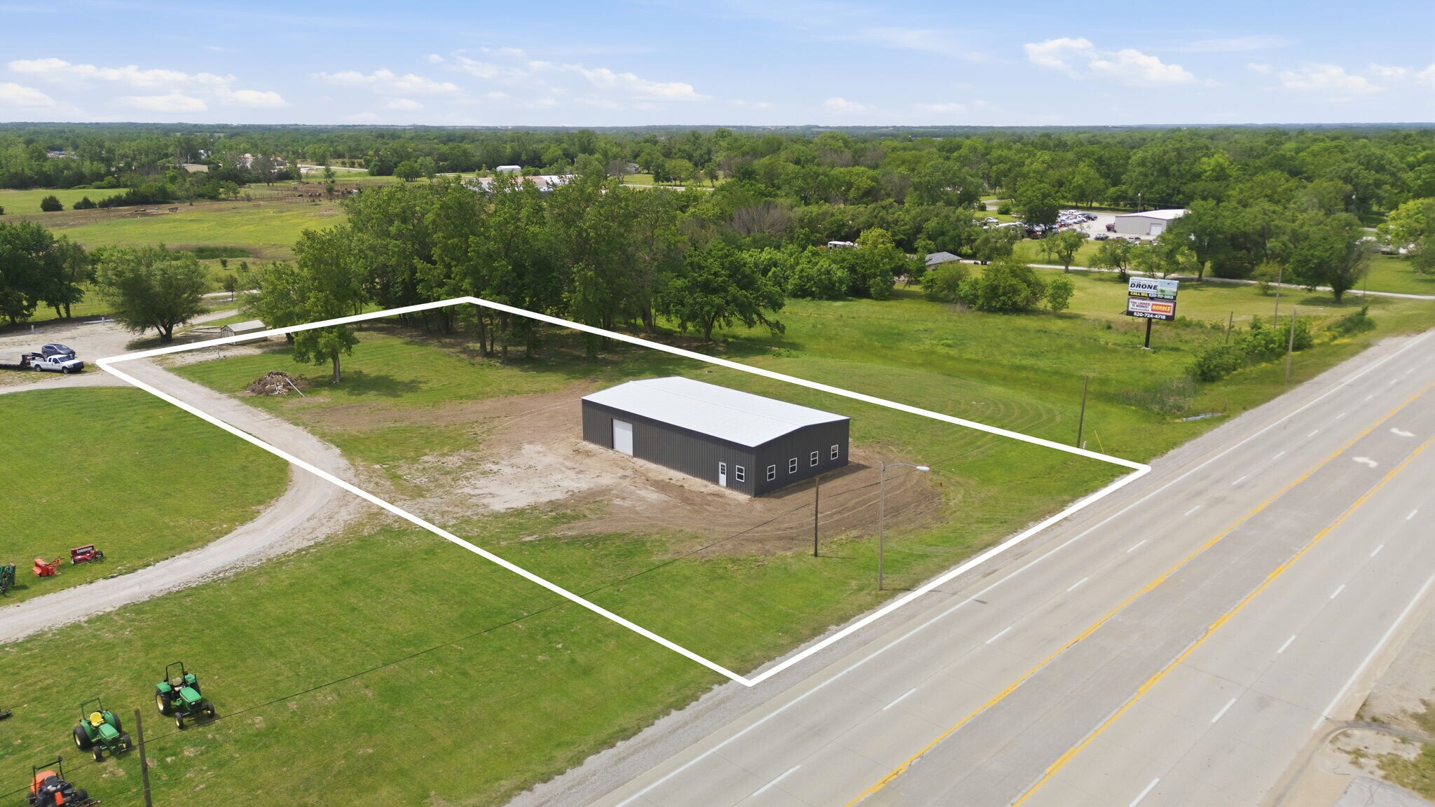 311 1st St, Iola, KS à vendre Aérien- Image 1 de 23