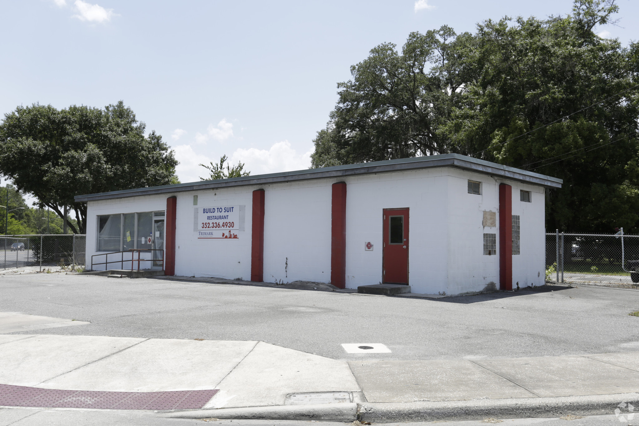 1421 NE 8th Ave, Gainesville, FL for sale Primary Photo- Image 1 of 5